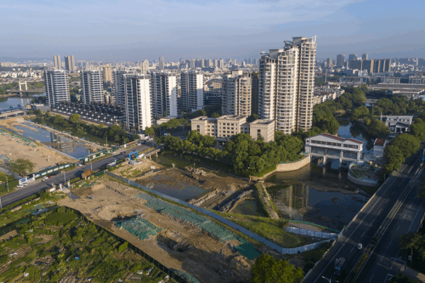 China Pumps 540M Yuan into Flood-Hit Roads 🌊🛣️ China Pumps 540M Yuan into Flood-Hit Roads 🌊🛣️