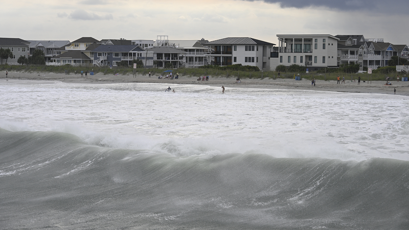 Hurricane Erin Sparks U.S. East Coast Storm Surge Warnings 🌪️🌊 Hurricane Erin Sparks U.S. East Coast Storm Surge Warnings 🌪️🌊 video poster
