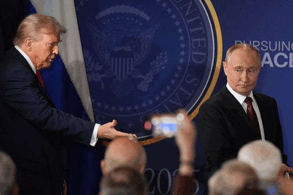 Trump & Putin’s Alaska Talks End Without Ukraine Deal 🕊️❄️ Trump & Putin’s Alaska Talks End Without Ukraine Deal 🕊️❄️