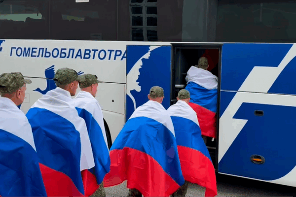 Russia & Ukraine Swap 146 Prisoners in UAE-Brokered Deal โ๏ธ๐ Russia & Ukraine Swap 146 Prisoners in UAE-Brokered Deal โ๏ธ๐