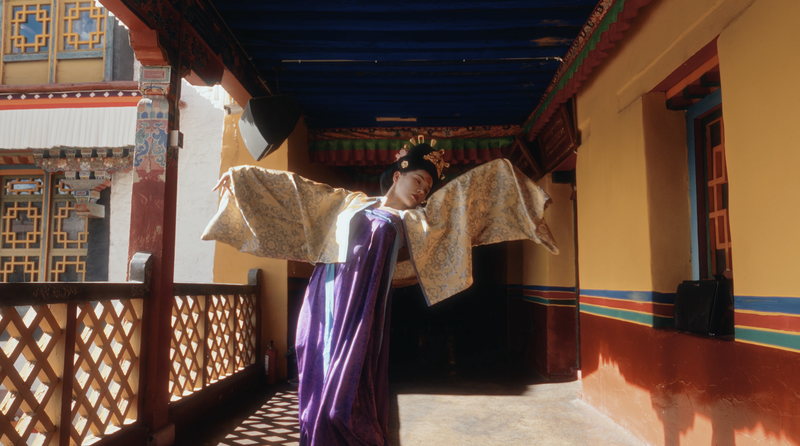 Tang Dynasty Fashion Revives in Lhasa, Bridging Cultures 🌏👘 Tang Dynasty Fashion Revives in Lhasa, Bridging Cultures 🌏👘 video poster