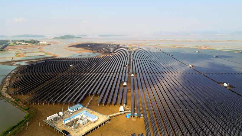 China’s Carbon Emissions Drop as Renewable Energy Booms 🌱⚡