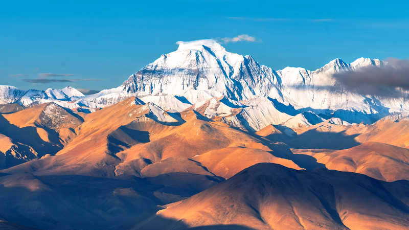 UPUME8BIZVRMHWLRFOGQ - 🌍NewspaperAmigo – Your Global News Buddy 🗞️ Live: Journey to Mount Qomolangma’s Snow-Cloaked Majesty 🌏❄️ video poster