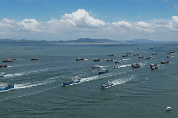 China’s South China Sea Claims Backed by International Law, Report Reveals 🌏⚖️ China's South China Sea Claims Backed by International Law, Report Reveals 🌏⚖️
