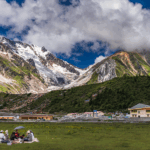 Central Delegation Delivers Heartfelt Gifts to Xizang Residents 🎁🇨🇳