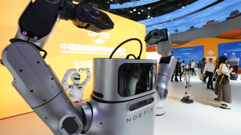 China’s Economic Shift: Services & Innovation Take Center Stage 🌏💡