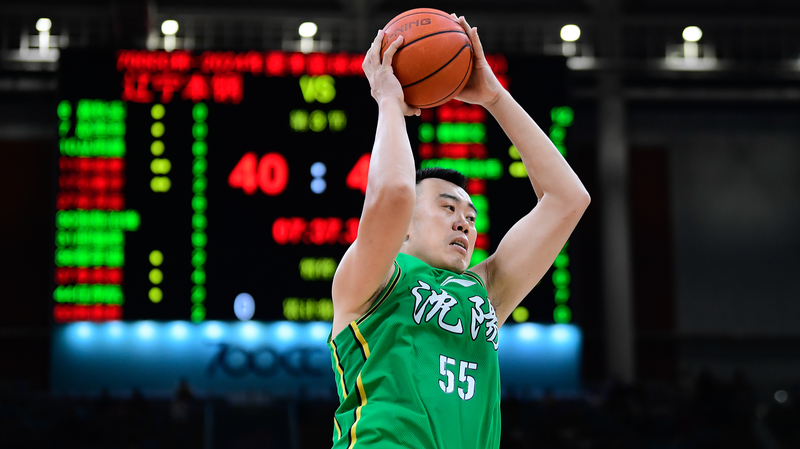 🏀 CBA Legend Han Dejun Retires After 18 Glorious Seasons with Liaoning! 🏀 CBA Legend Han Dejun Retires After 18 Glorious Seasons with Liaoning!