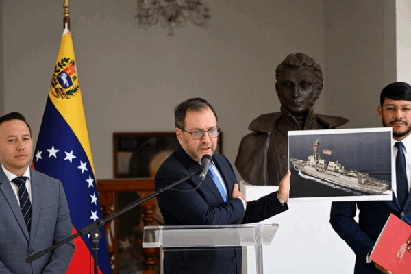 Venezuela Accuses U.S. Navy of ‘Illegal Interception’ in Caribbean Waters 🌊⚓ Venezuela Accuses U.S. Navy of 'Illegal Interception' in Caribbean Waters 🌊⚓