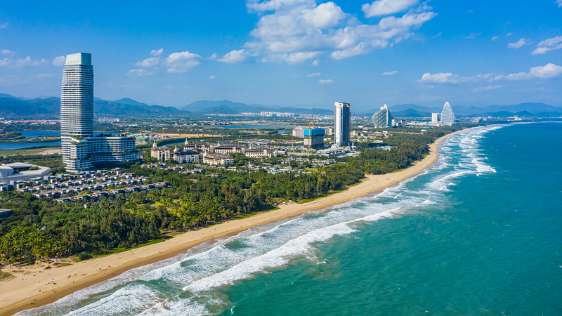 Sanya’s Wellness Wave: TCM Meets Tropical Vibes 🌴✨