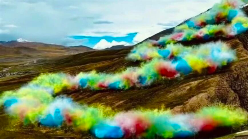 Fireworks Spark Eco Debate in Xizang 🎆🌍 Fireworks Spark Eco Debate in Xizang 🎆🌍