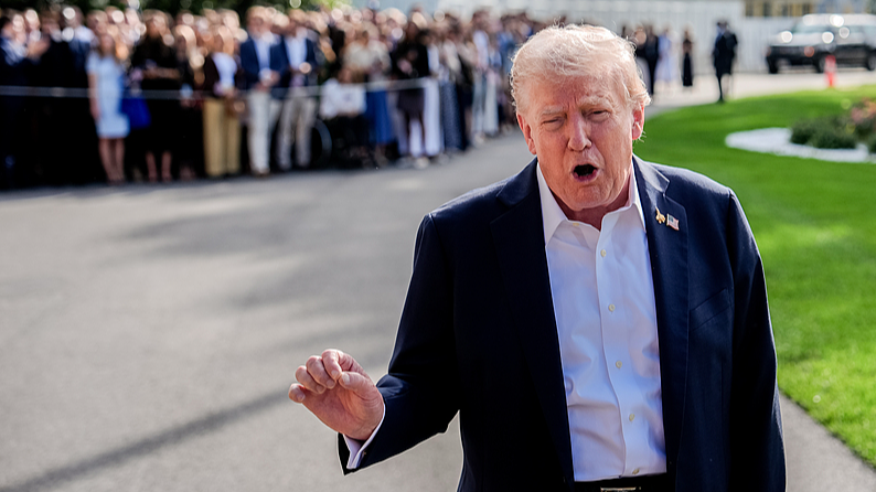 🛋️ U.S. Furniture Retailers Sound Alarm Over Trump’s New Tariffs 🛋️ U.S. Furniture Retailers Sound Alarm Over Trump's New Tariffs