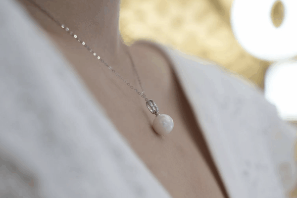 From Farm to Fashion: Deqing’s Pearls Shine on Global Stage 🌊💎 From Farm to Fashion: Deqing’s Pearls Shine on Global Stage 🌊💎