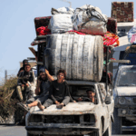 422DP4EODH6Y9P097SK1 - 🌍NewspaperAmigo – Your Global News Buddy 🗞️ Gaza City Evacuation Chaos as Israel Ramps Up Military Offensive 🚨