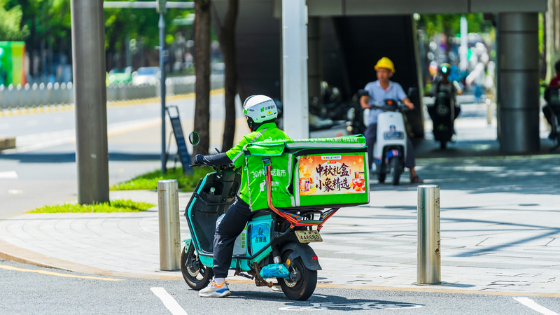 China Boosts Worker Health with Tech & Expanded Insurance 🛡️💼