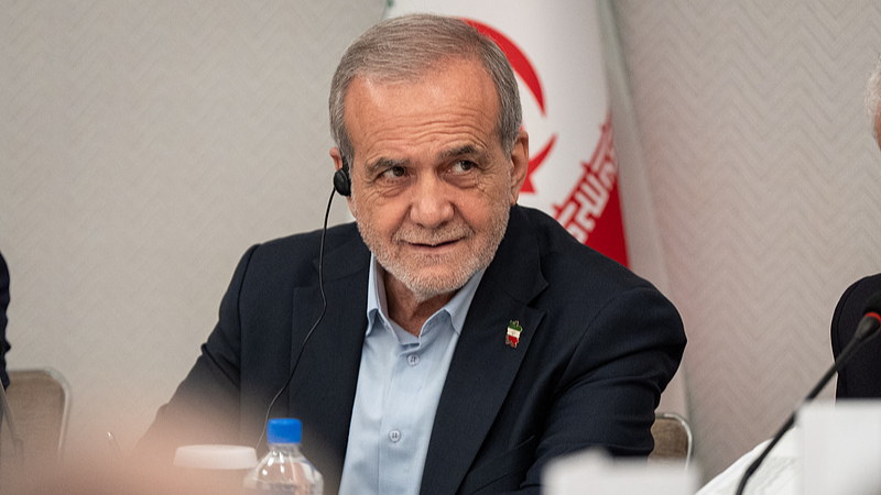 4FEKDQ452B1Z414PF9HH - 🌍NewspaperAmigo – Your Global News Buddy 🗞️ UN Reimposes Sanctions on Iran: Global Tensions Rise 🌍⚡