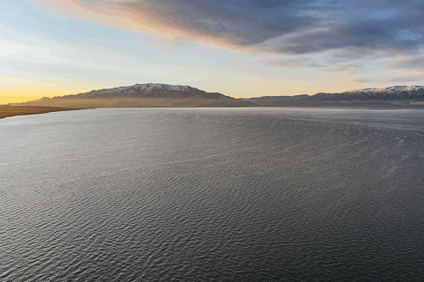 Autumn Magic at Xinjiang’s Sayram Lake 🍂✨ Autumn Magic at Xinjiang’s Sayram Lake 🍂✨ video poster