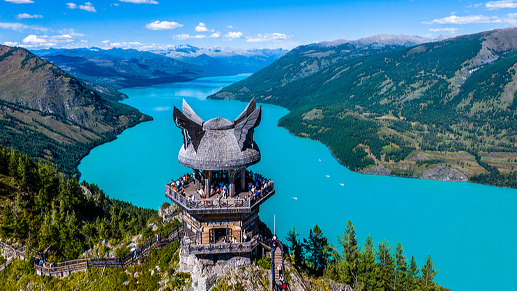 Discover Yingshan Lake: Xinjiang’s Hidden Mirror of Nature 🌿💧 video poster