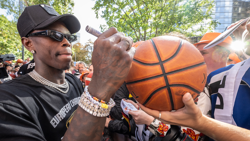 🏀 Germany's EuroBasket Triumph: A Birthday Win for Dennis Schroder!