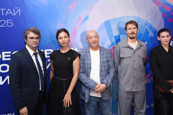 π¬ Russian Films Take Spotlight in Chinaβs 2025 Festival Tour π π¬ Russian Films Take Spotlight in Chinaβs 2025 Festival Tour π