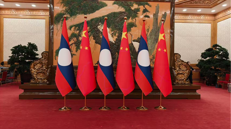 6ZHFZ5C6F6BZV1M7LSQP - 🌍NewspaperAmigo – Your Global News Buddy 🗞️ Xi Jinping, Lao President Strengthen Ties in Beijing Meeting 🌏✨