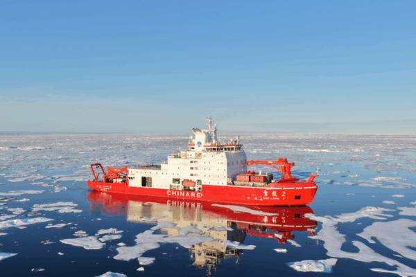 China Makes History with First Manned Dive Under Arctic Ice ๐โ๏ธ China Makes History with First Manned Dive Under Arctic Ice ๐โ๏ธ