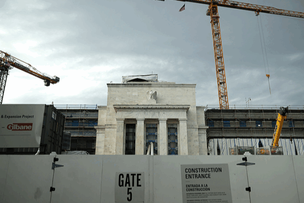 Is the Fed Truly Independent? 🏦💸 Is the Fed Truly Independent? 🏦💸