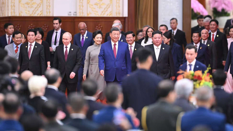 Xi Jinping Honors WWII Legacy at Historic V-Day Reception 🌏✊ video poster