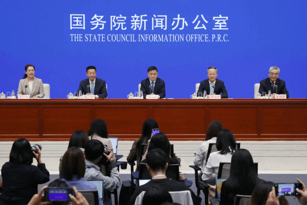 Chinaβs Financial Sector Soars: Key Wins from the 14th Five-Year Plan ππΌ Chinaβs Financial Sector Soars: Key Wins from the 14th Five-Year Plan ππΌ