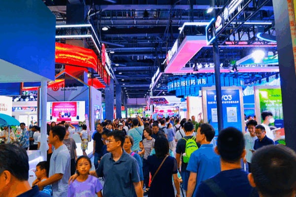 Chinaโs 2025 Service Trade Fair Closes with Record Tech Deals ๐ Chinaโs 2025 Service Trade Fair Closes with Record Tech Deals ๐