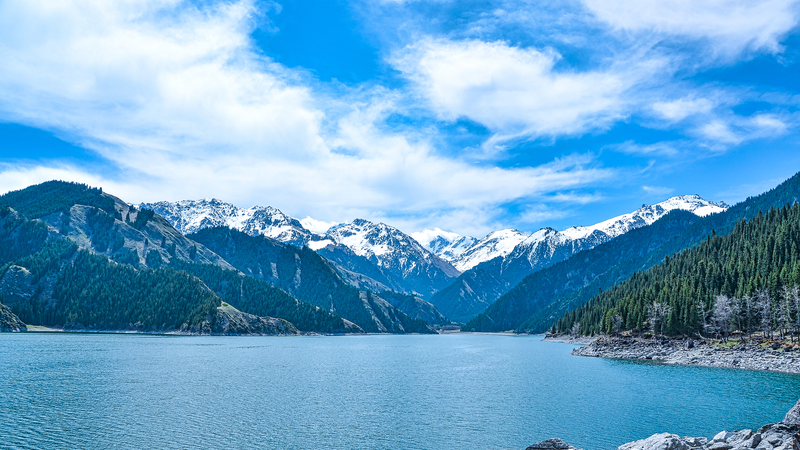 Tianchi Lake: Xinjiang’s Hidden Gem for Nature Lovers 🌲💧 Tianchi Lake: Xinjiang’s Hidden Gem for Nature Lovers 🌲💧