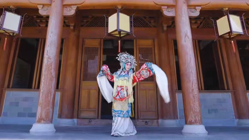 C0KHDEPCBNGLBA37AM3Z - 🌍NewspaperAmigo – Your Global News Buddy 🗞️ 🎭 Anhui Celebrates 235 Years of Opera Legacy with Festival & Events 🌸