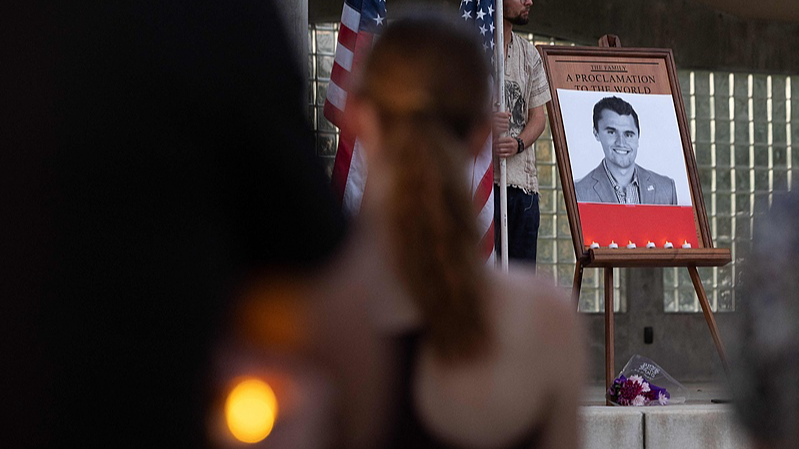 CD7OTFHKBBRATL6I8BSR - 🌍NewspaperAmigo – Your Global News Buddy 🗞️ Charlie Kirk: Rising Conservative Star’s Legacy After Utah Shooting 🌟🇺🇸