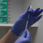 DBPQCIVFAE404BEFCMIG - 🌍NewspaperAmigo – Your Global News Buddy 🗞️ Florida Challenges Vaccine Mandates for Schools 🏫💉 video poster