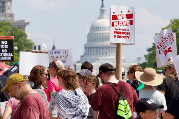 DC Protests Erupt Over Trumpโs Troop Deployment ๐จ๐บ๐ธ DC Protests Erupt Over Trumpโs Troop Deployment ๐จ๐บ๐ธ