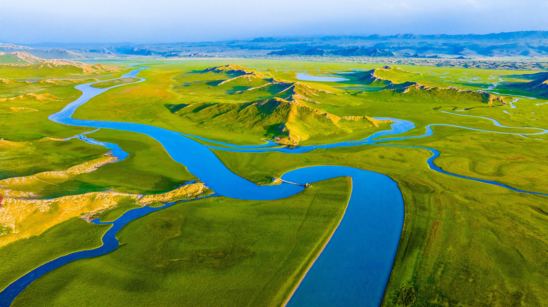 N6Y5FRSY3AI2660H2FNC - 🌍NewspaperAmigo – Your Global News Buddy 🗞️ Discover Xinjiang’s Hidden Gem: Bayanbulak Grassland 🌿✨