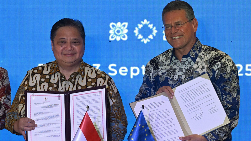 Indonesia & EU Seal Major Trade Deal After 9 Years 🌏✍️ Indonesia & EU Seal Major Trade Deal After 9 Years 🌏✍️
