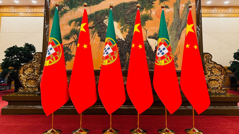 OBKYNCGWM07C0FI7KGHU - 🌍NewspaperAmigo – Your Global News Buddy 🗞️ Xi Jinping Holds Talks with Portuguese PM in Beijing 🌏🤝