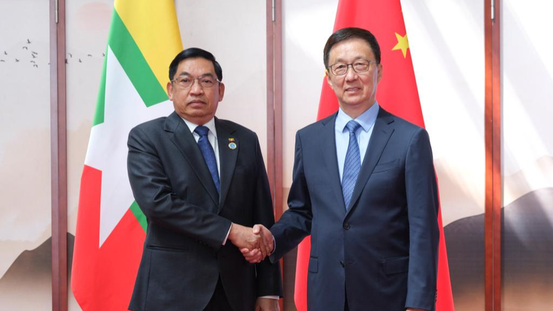 PBB1W8NMX8U10VH8U21U - 🌍NewspaperAmigo – Your Global News Buddy 🗞️ China & ASEAN Strengthen Ties at Regional Expo 🌏🤝