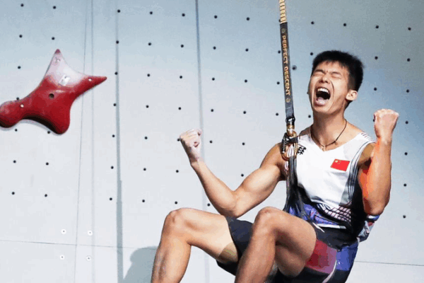 🇨🇳 Long Jianguo Scales New Heights with Speed Climbing Gold at World Championships! 🇨🇳 Long Jianguo Scales New Heights with Speed Climbing Gold at World Championships!