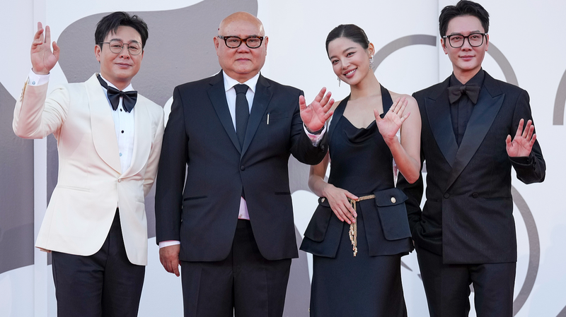 🎥 Chinese Cinema Shines at Venice Film Fest: Global Audiences Want More! 🎥 Chinese Cinema Shines at Venice Film Fest: Global Audiences Want More!