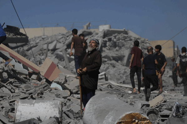 Gaza Crisis Deepens: 50 Killed as Israel Intensifies Gaza City Offensive ๐๐ Gaza Crisis Deepens: 50 Killed as Israel Intensifies Gaza City Offensive ๐๐