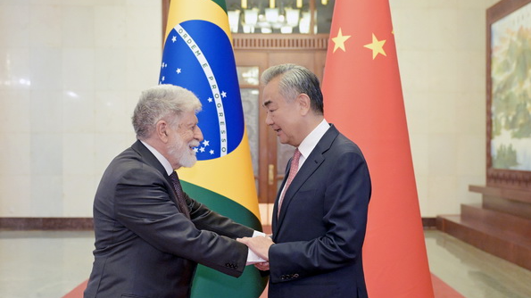 China & Brazil Strengthen Ties Amid Global Challenges ππ€ China & Brazil Strengthen Ties Amid Global Challenges ππ€