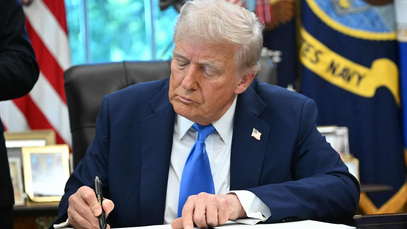 VQ1G9EDU2JWWAS2NZLXX - 🌍NewspaperAmigo – Your Global News Buddy 🗞️ 🚨 U.S. Hikes H-1B Visa Fee to $100K: Tech Industry & Global Partners React 🌍