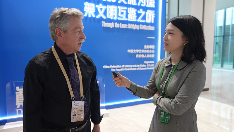 U.S. VFX Guru Praises Cultural Mix at Golden Panda Awards ๐ฅ๐ U.S. VFX Guru Praises Cultural Mix at Golden Panda Awards ๐ฅ๐ video poster