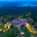 WVEGNKYPVZP81D7Y4Y49 - 🌍NewspaperAmigo – Your Global News Buddy 🗞️ Chengdu’s Urban Oasis: Longquan Mountains Park Beckons 🌳🏞️ video poster