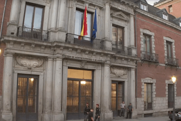 China-U.S. Trade Talks Heat Up in Madrid ๐๐ผ China-U.S. Trade Talks Heat Up in Madrid ๐๐ผ video poster