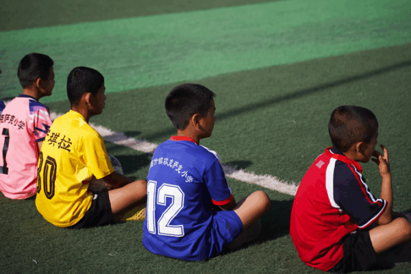 Xinjiang’s Hidden Treasures: Football Fever & Fig Magic 🌟⚽🍯 Xinjiang’s Hidden Treasures: Football Fever & Fig Magic 🌟⚽🍯