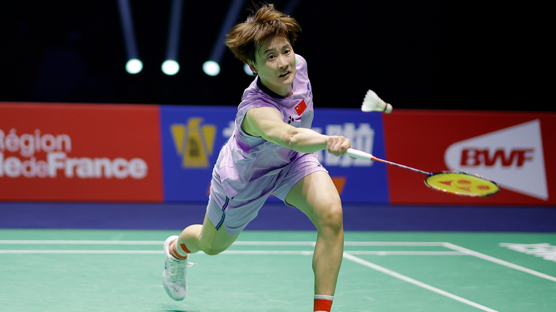 Yamaguchi Dominates BWF Finals as Injury Halts Chen’s Dream ๐ธ๐ฅ Yamaguchi Dominates BWF Finals as Injury Halts Chen's Dream ๐ธ๐ฅ