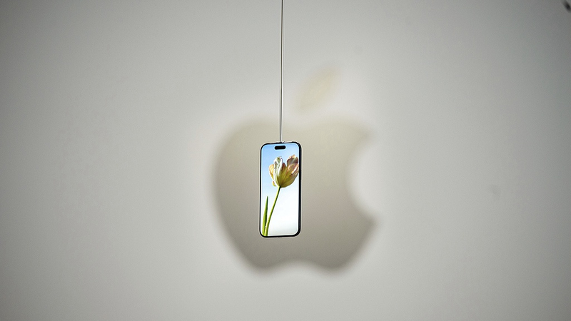 ZF93BVPLV7ITQGV5LRPS - 🌍NewspaperAmigo – Your Global News Buddy 🗞️ Apple Launches Ultra-Thin iPhone Air, Skips AI Hype 🍏📱