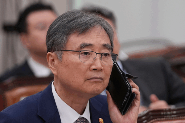 South Korea Seeks U.S. Visa Reform After Worker Detention Drama πβοΈ South Korea Seeks U.S. Visa Reform After Worker Detention Drama πβοΈ